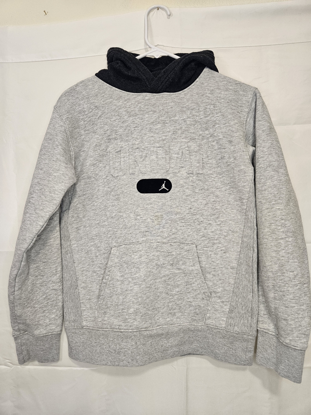 Jordan Kids Gray & Black Hoodie Sweatshirt Size 12-13 Casual Relaxed Fit
